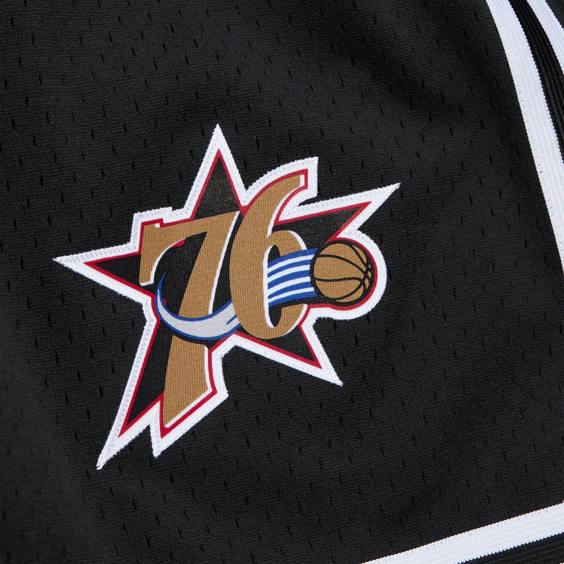 Bermuda Destination Leisure Gameday 76ers - Image 3