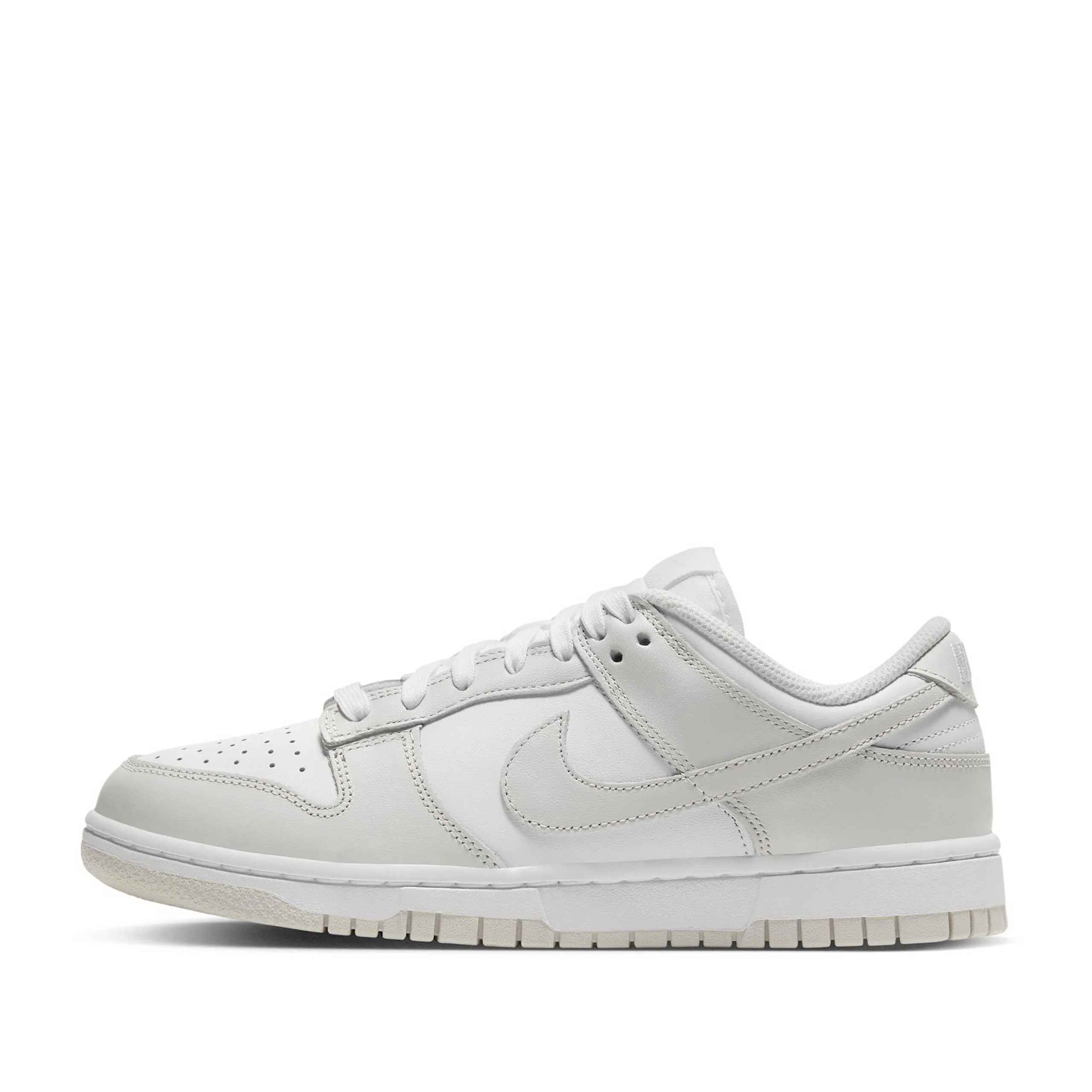 W Dunk Low Retro