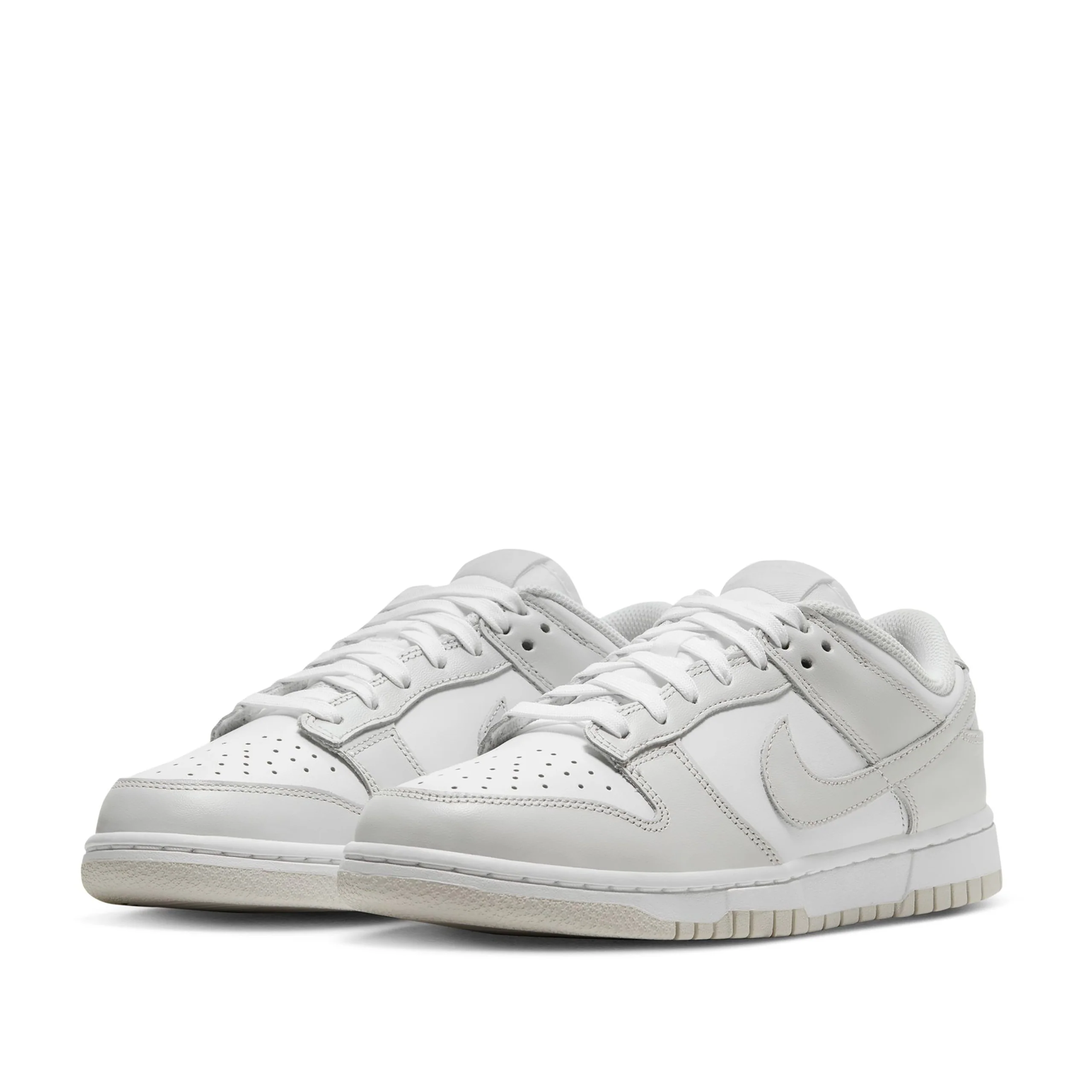 W Dunk Low Retro - Image 4